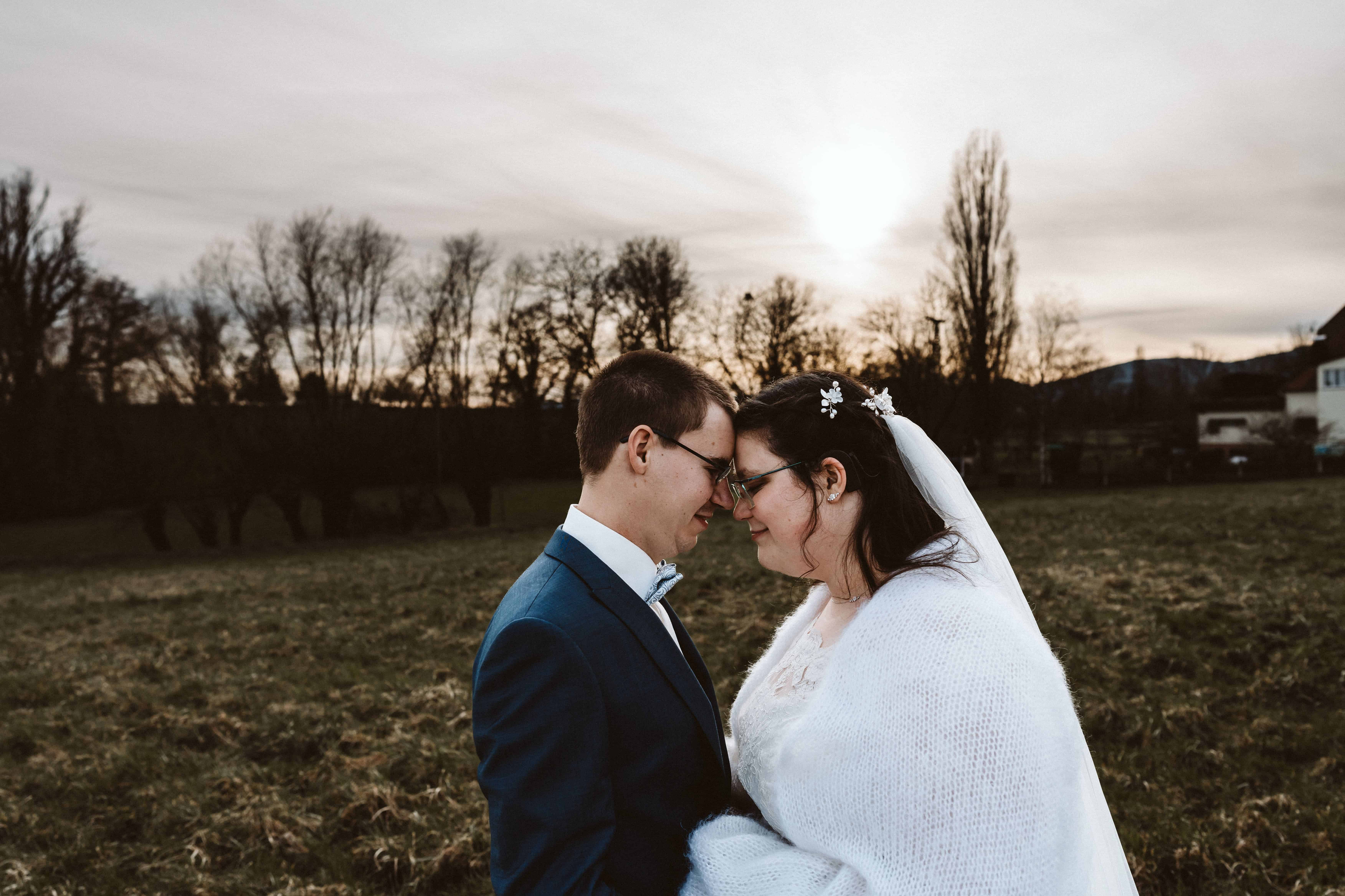 Brautkleid Bräutigam Brautpaarshooting Landau