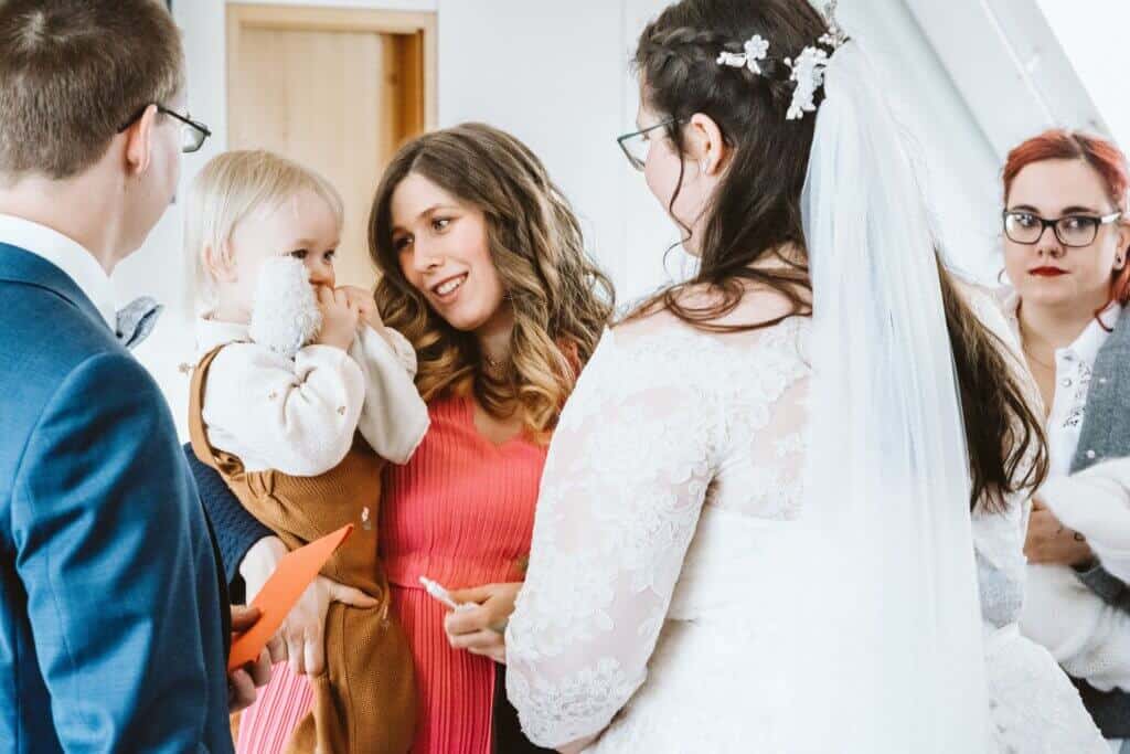 Brautpaar Gäste Gratulation Hochzeit
